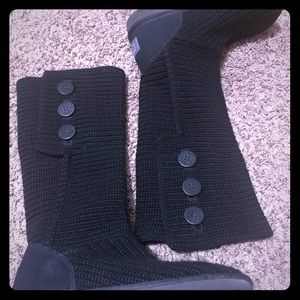 UGG classic cardy black size 10